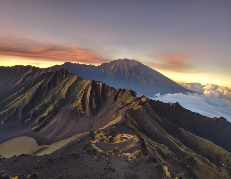 Biaya Izin Masuk Gunung Rinjani