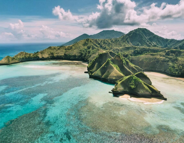 Pengantar: Menjelajahi Keindahan Tersembunyi Lombok