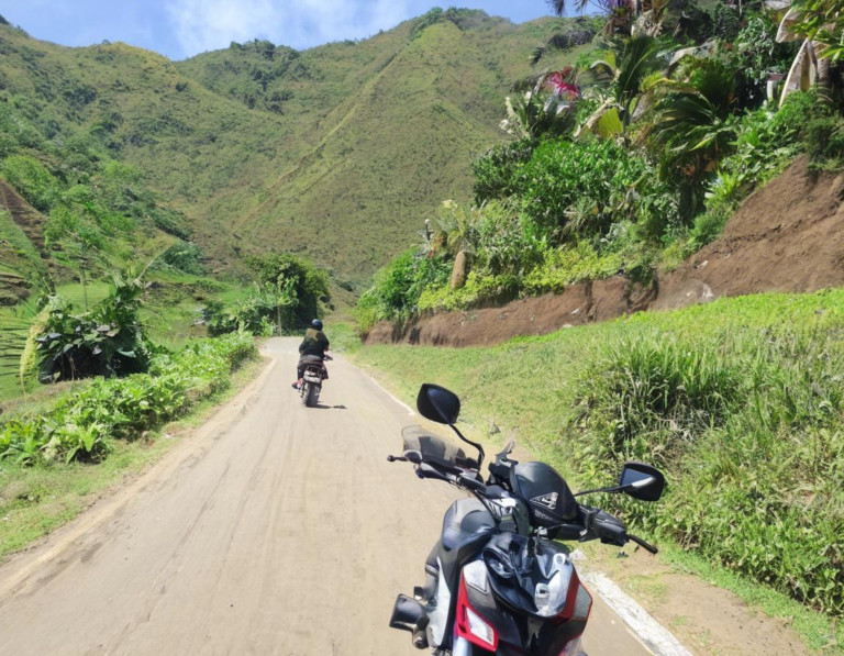 Tips Berkendara Motor di Lombok