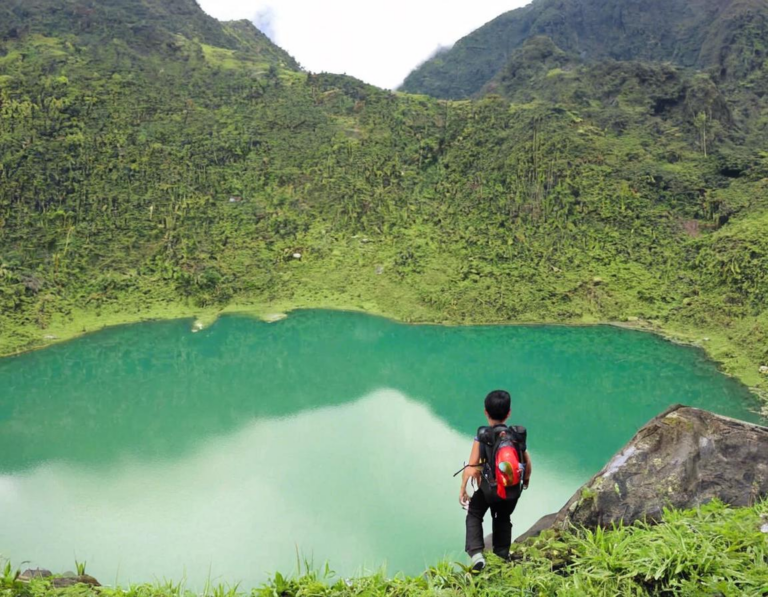 Tips Trekking ke Danau Segara Anak: Panduan untuk Pendaki Pemula